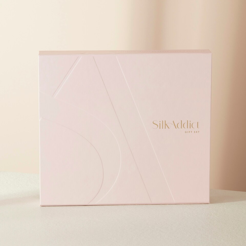 image 1 of Silk Addict 100% Mulberry Gift Set - Pale Pink