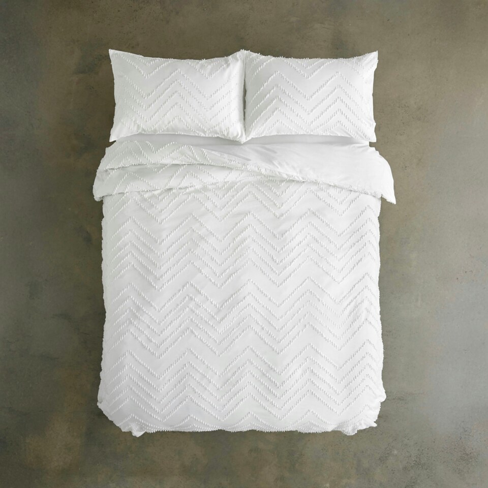 image 1 of Deluxe Tufted Microfibre Zigzag Duvet Cover Set White | White | Double