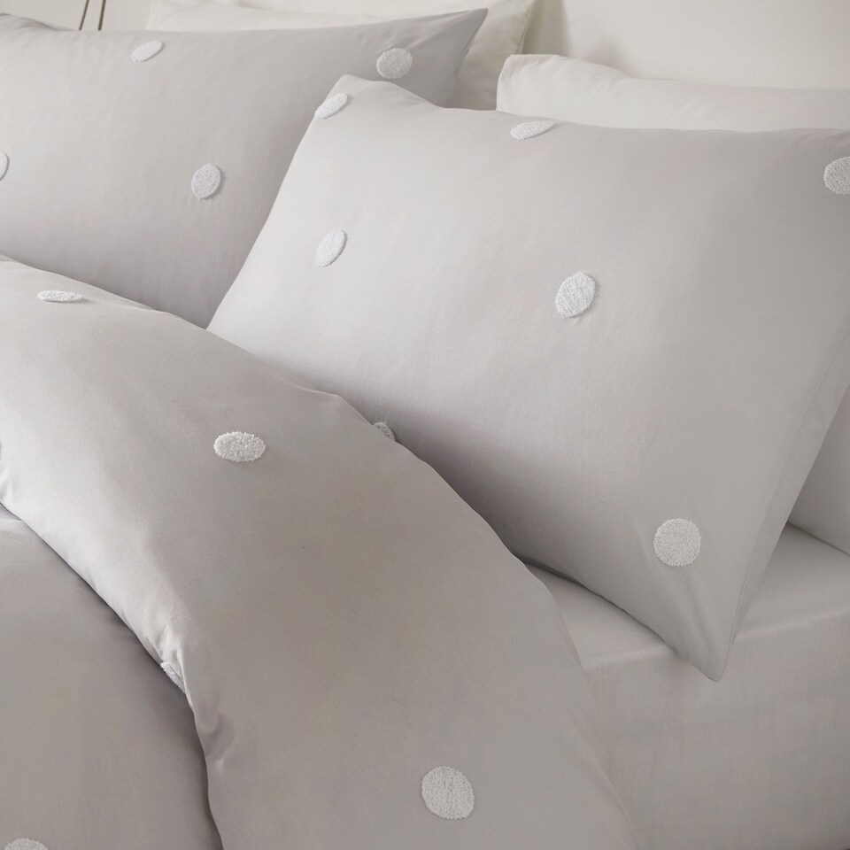image 1 of Appletree Dot Garden Duvet Cover Set Silver with White Dots