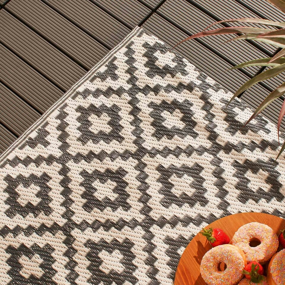 image 1 of OHS Outdoor Waterproof Geo Garden Patio Anti-Slip Rug, 160x230cm - Grey/White