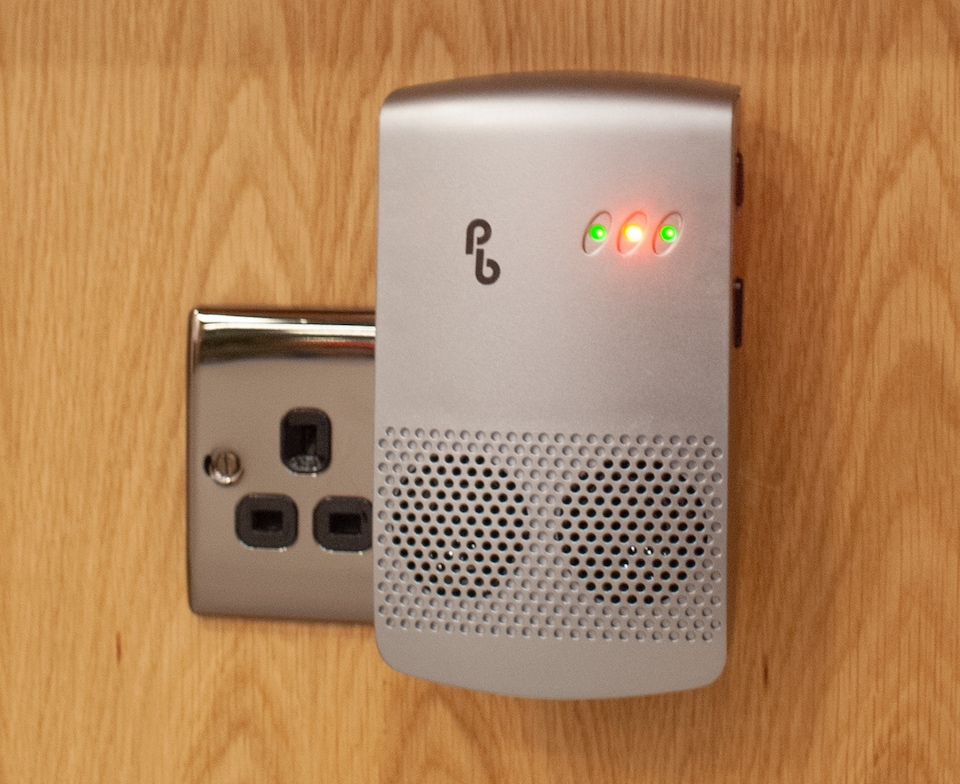image 1 of High Powered Professional Ultrasonic Electromagnetic Rat and Mouse Repellent