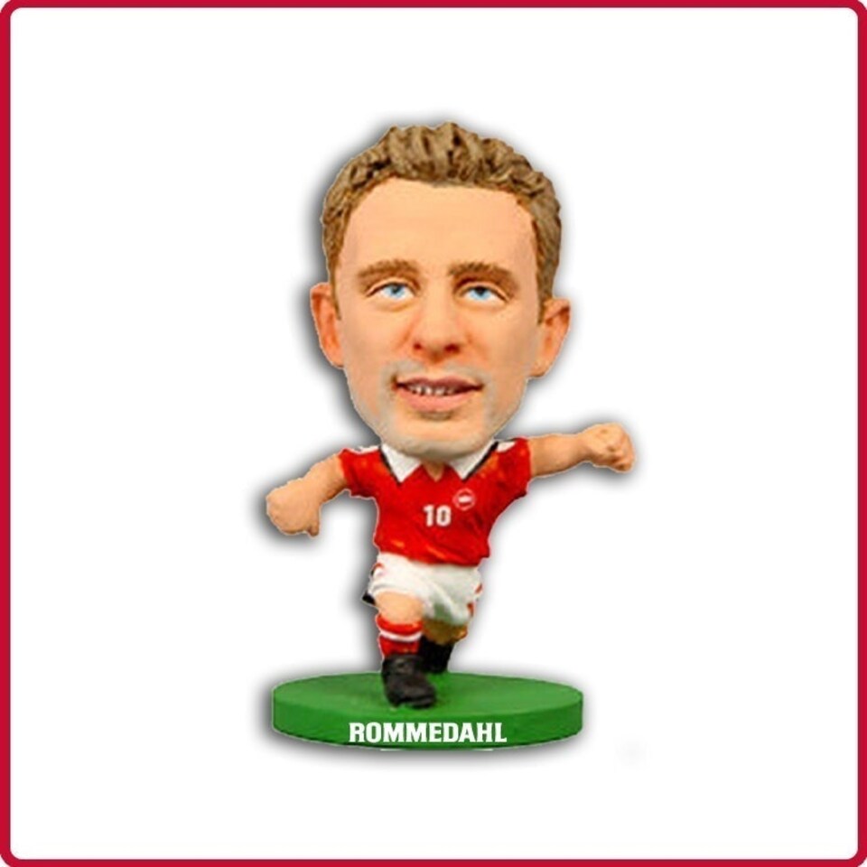 image 1 of Soccerstarz - Denmark - Dennis Rommedal - Home Kit