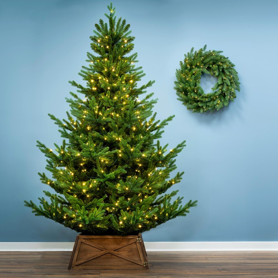 image 1 of Christmas Tree World  4ft/120cm Pre-lit Ultra Mountain Pine