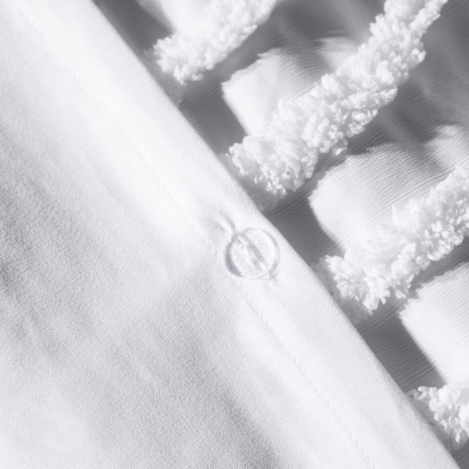 image 1 of OHS Ultra Soft Tufted Arches Duvet Cover Set White | King