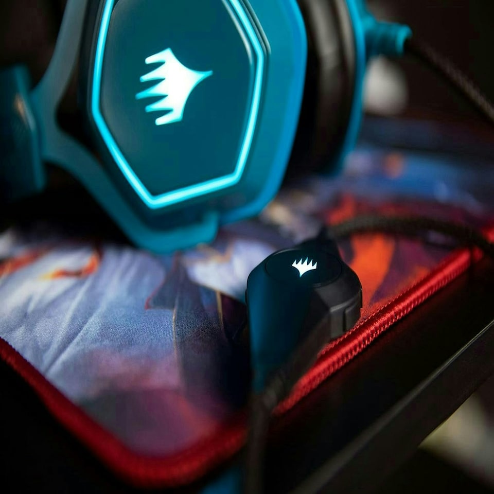 image 1 of Konix Magic the Gathering 7.1 LED Gaming Headset Blue