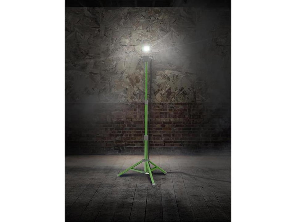 image 1 of Lighthouse 2000 Lumen Single Site Light 18W 240V