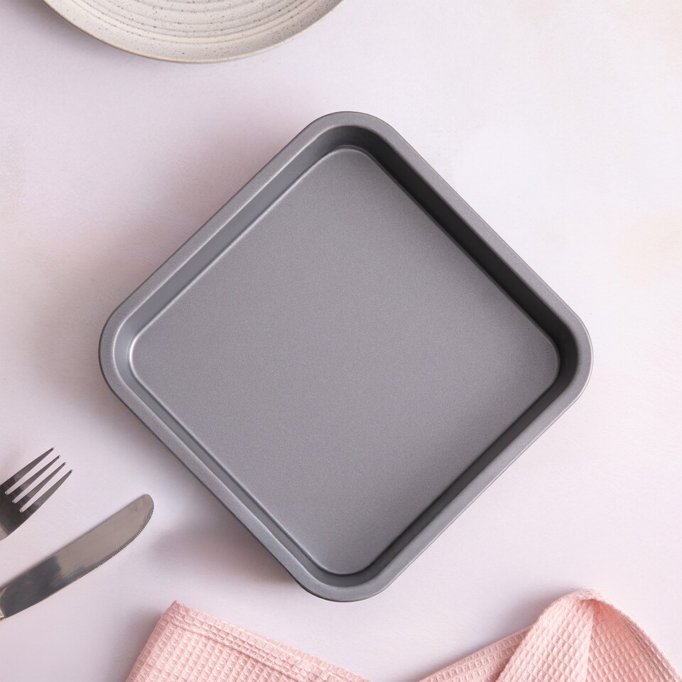 image 1 of BetterWare Essentials 18cm Non-Stick Brownie Tin