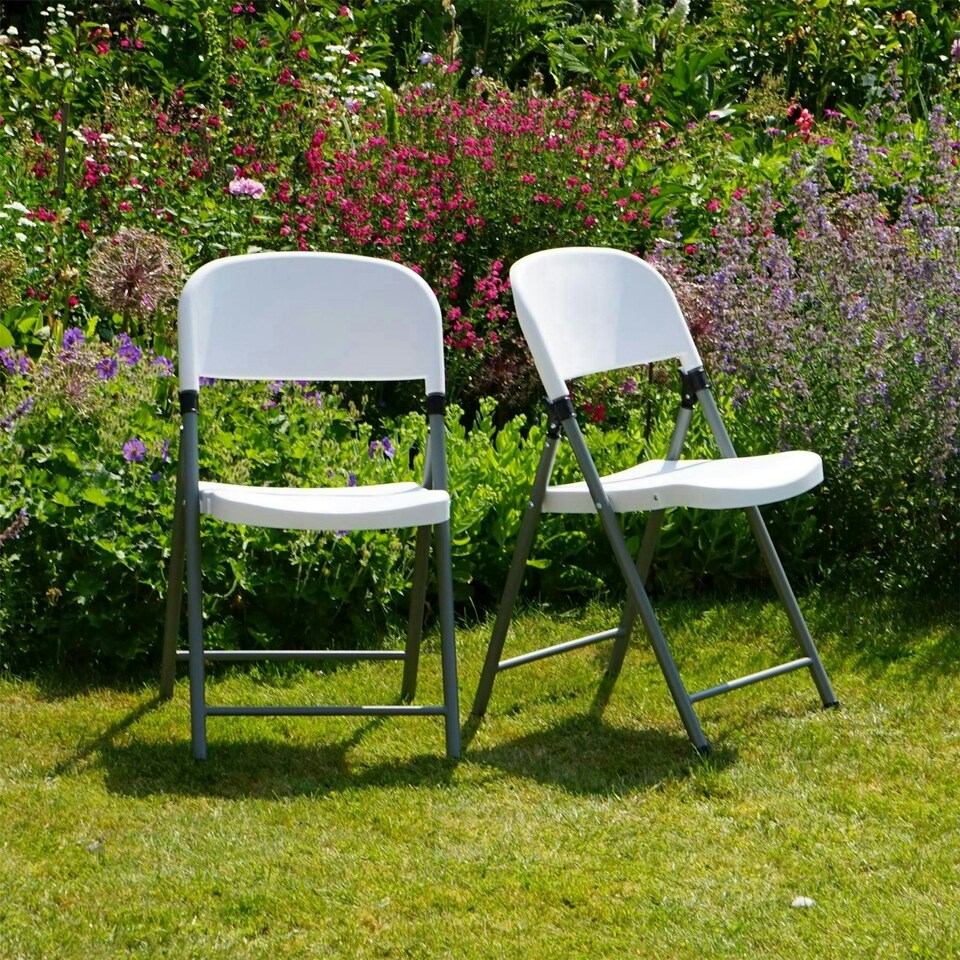 image 1 of Harbour Housewares Folding Trestle Chairs - White - Pack of 4