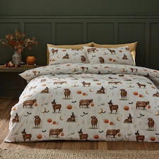 Catherine Lansfield Halloween Highland Cow Reversible Duvet Cover Set Natural Cream | Natural | Single