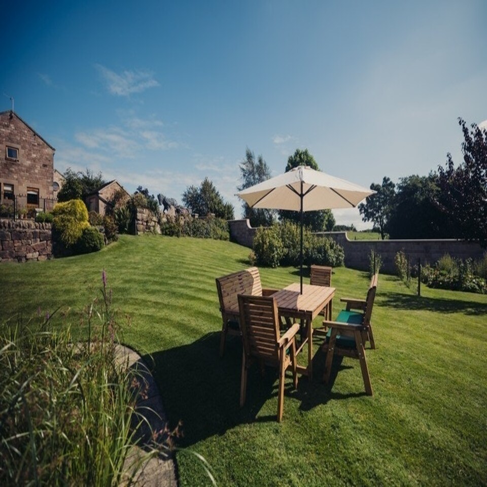 image 1 of Valley 8 Seat Set 2XC 2X3B - Timber - L220 x W330 x H95 cm - Garden Furniture - Minimal Assembly Required