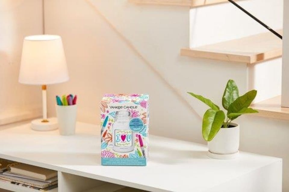 image 1 of Yankee Candle Clean Cotton with Sharpie Create Your Own Candle Label 623g | White