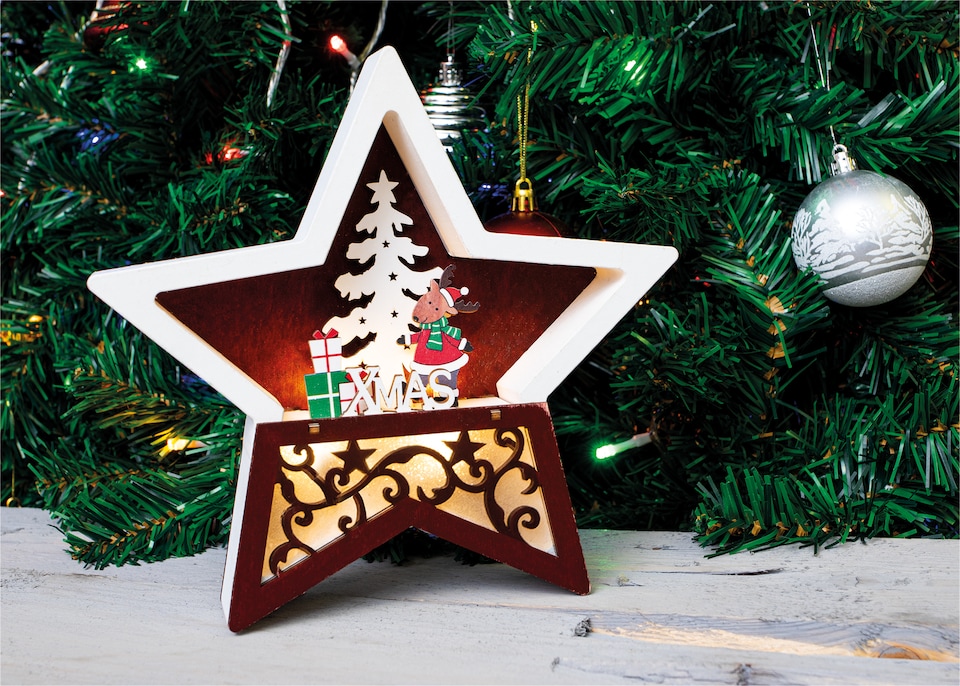 image 1 of Christmas WOOD STAR WITH LED LIGHT