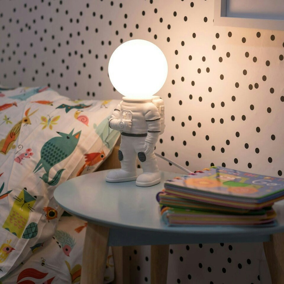 image 1 of ValueLights Tom Childrens Painted White Table Lamp