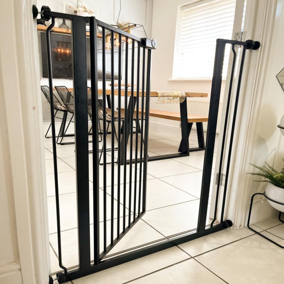 image 1 of Bettacare Child and Pet Gate Narrow, 68.5cm - 75cm, Matt Black, Extra Tall Gate 104cm in Height, Narrow Pressure Fit Stair Gate