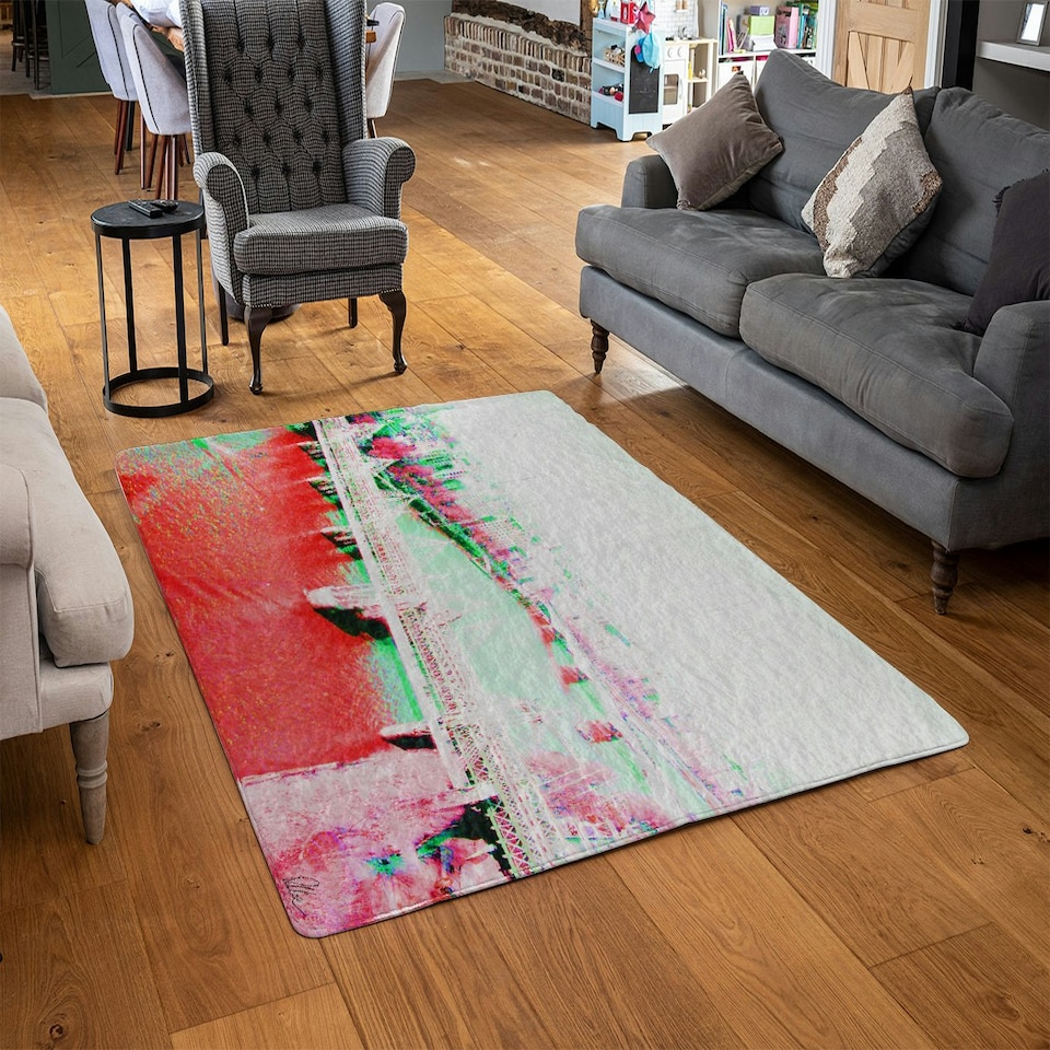 image 1 of LONDON EYE View RED (Rug) Red | XL: 160x230cm
