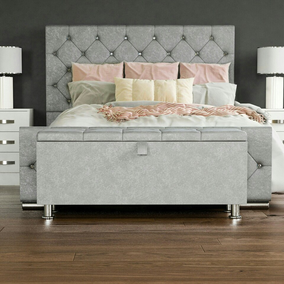 image 1 of Vida Designs Valencia Storage Ottoman Bedroom Hallway Chest Bench, Light Grey Velvet Grey | Light Grey Velvet
