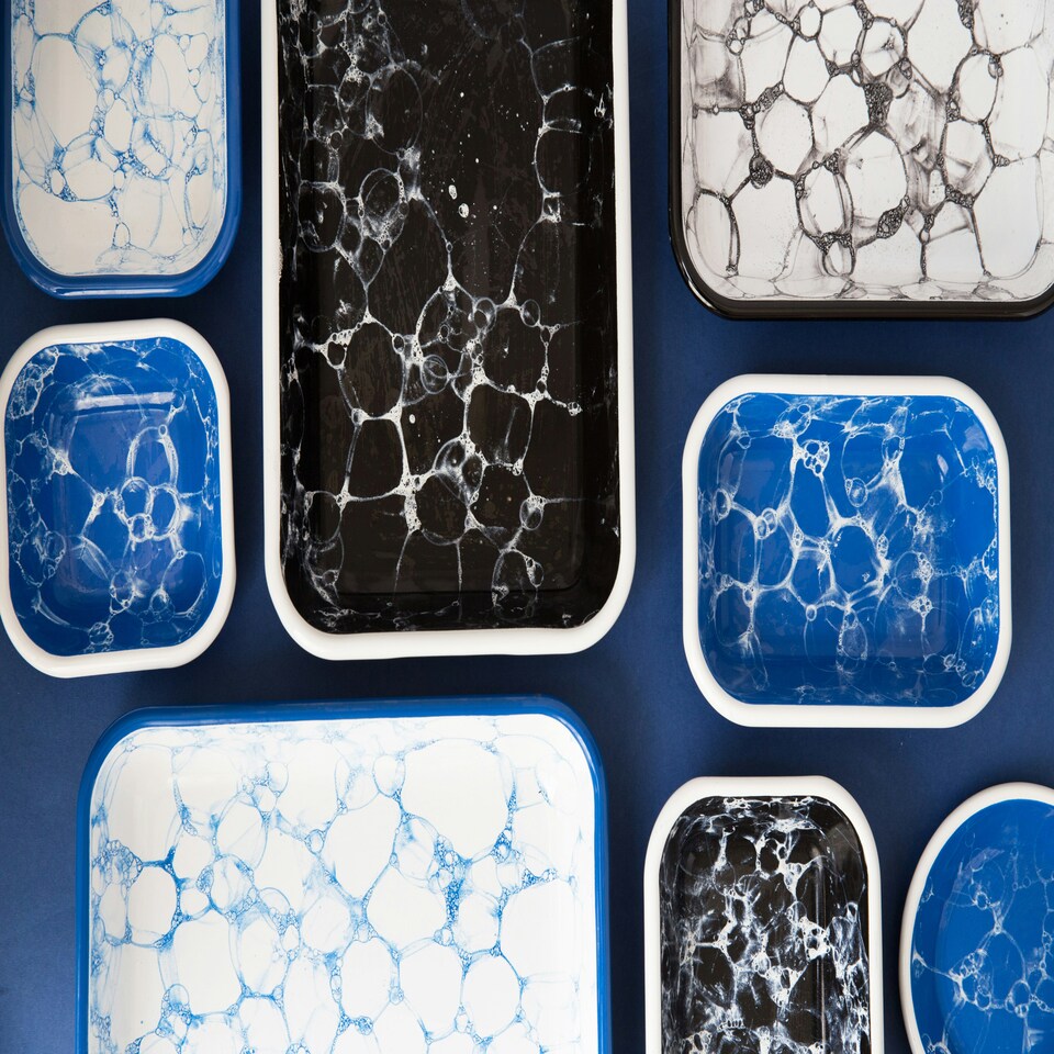 image 1 of Bubble Collection Enamel 3-Piece Rectangular Serving And Roasting Dish Set