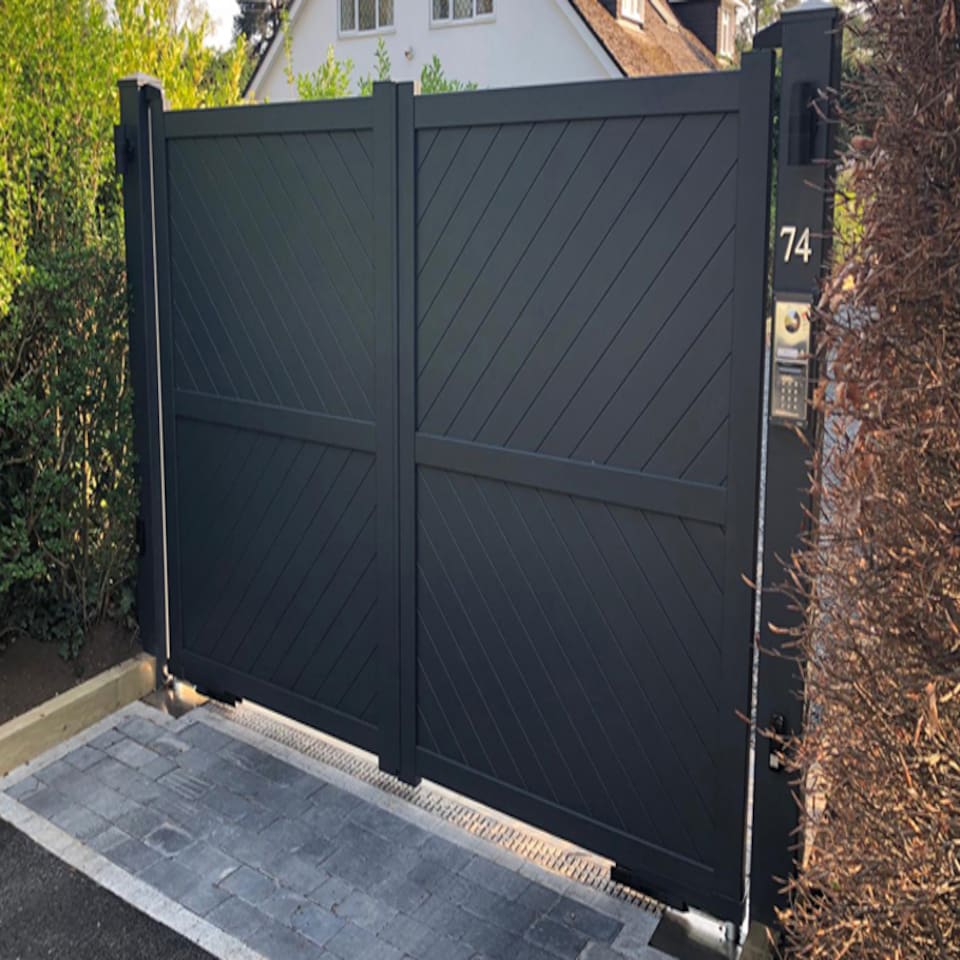 image 1 of Double Swing Gate 4000x1800mm Black - Diagonal Solid Infill and Flat Top | Black | 1