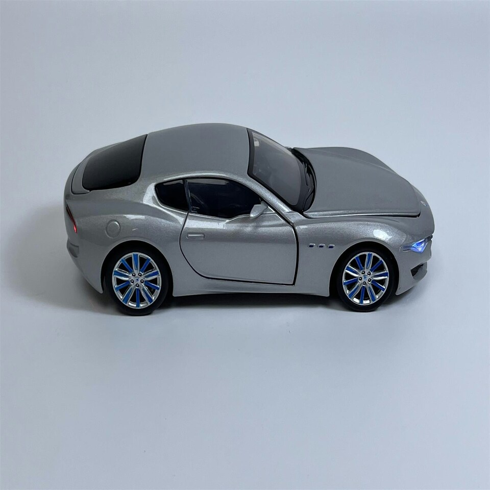 image 1 of Maserati Alfieri 2014 Concept Silver LHD 1:32 Light & Sound Tayumo 32125012