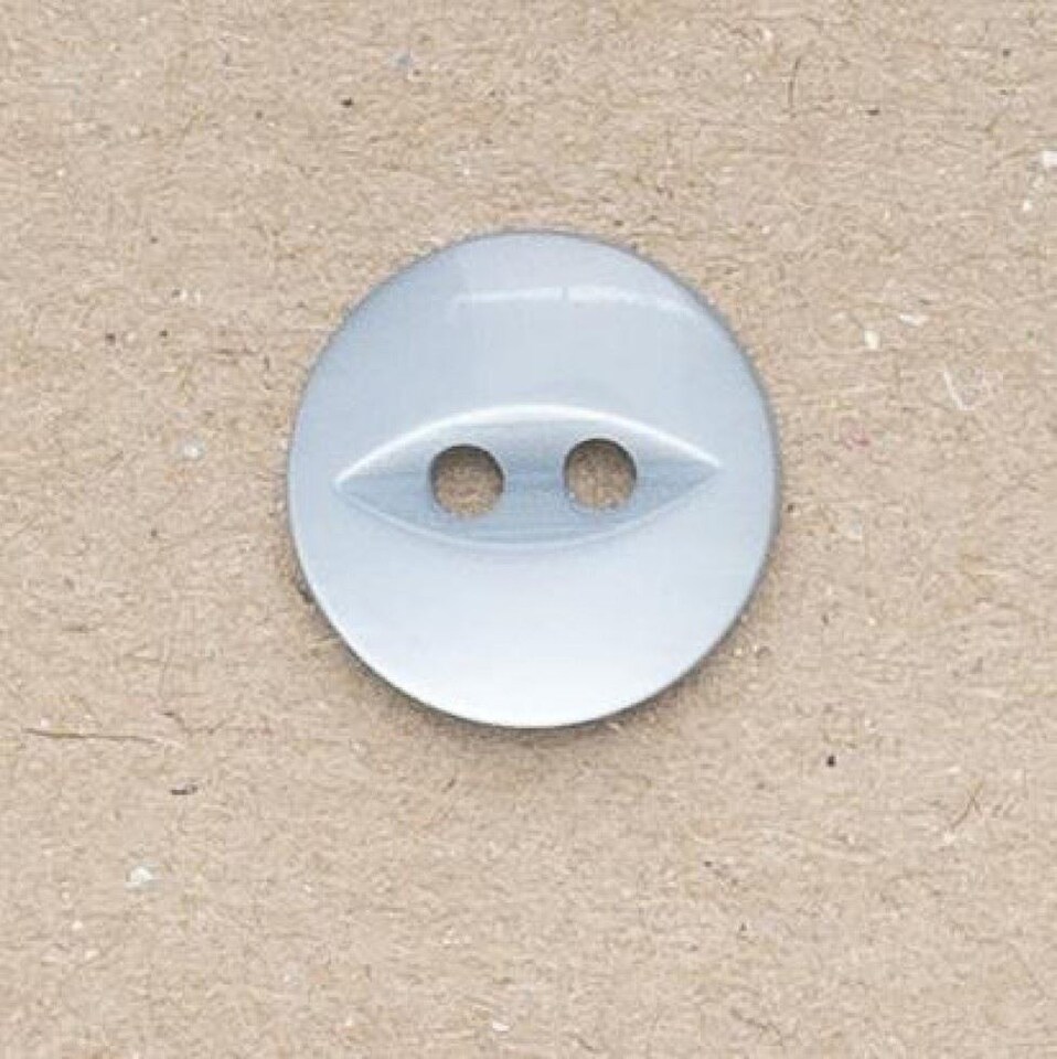 Minerva Light Grey Round Fish Eye Buttons for Dressmaking - 14mm - per value pack of 100