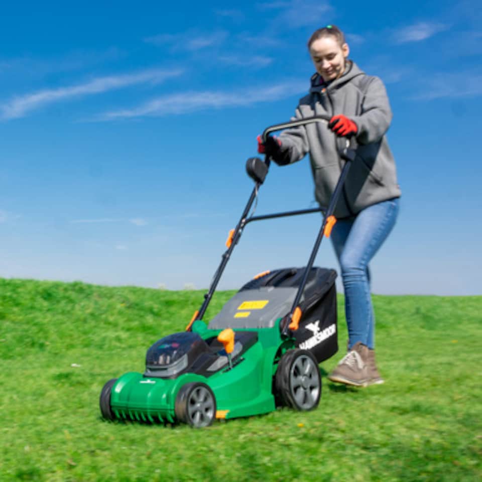 image 1 of Hawksmoor 36V (2 x 18V) 40cm Cordless Brushless Lawnmower 2 x 4.0Ah