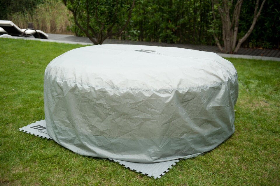 image 1 of Hot Tub Spa 4 Person Hot Tub Cover Cap Outdoor Garden Patio Furniture Heat-Resistant Spa Safecty Protector