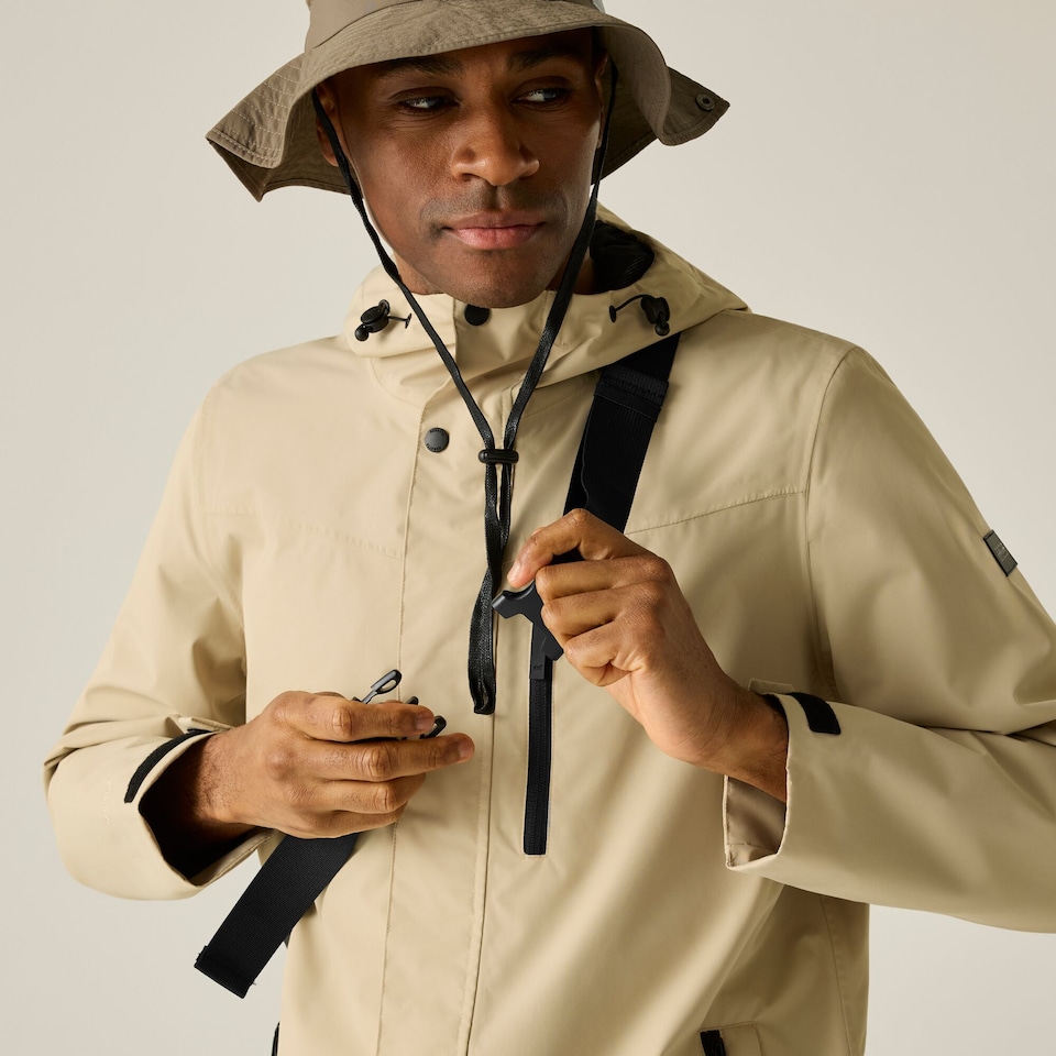 image 1 of Regatta Blackfell 4 5L Hip Pack