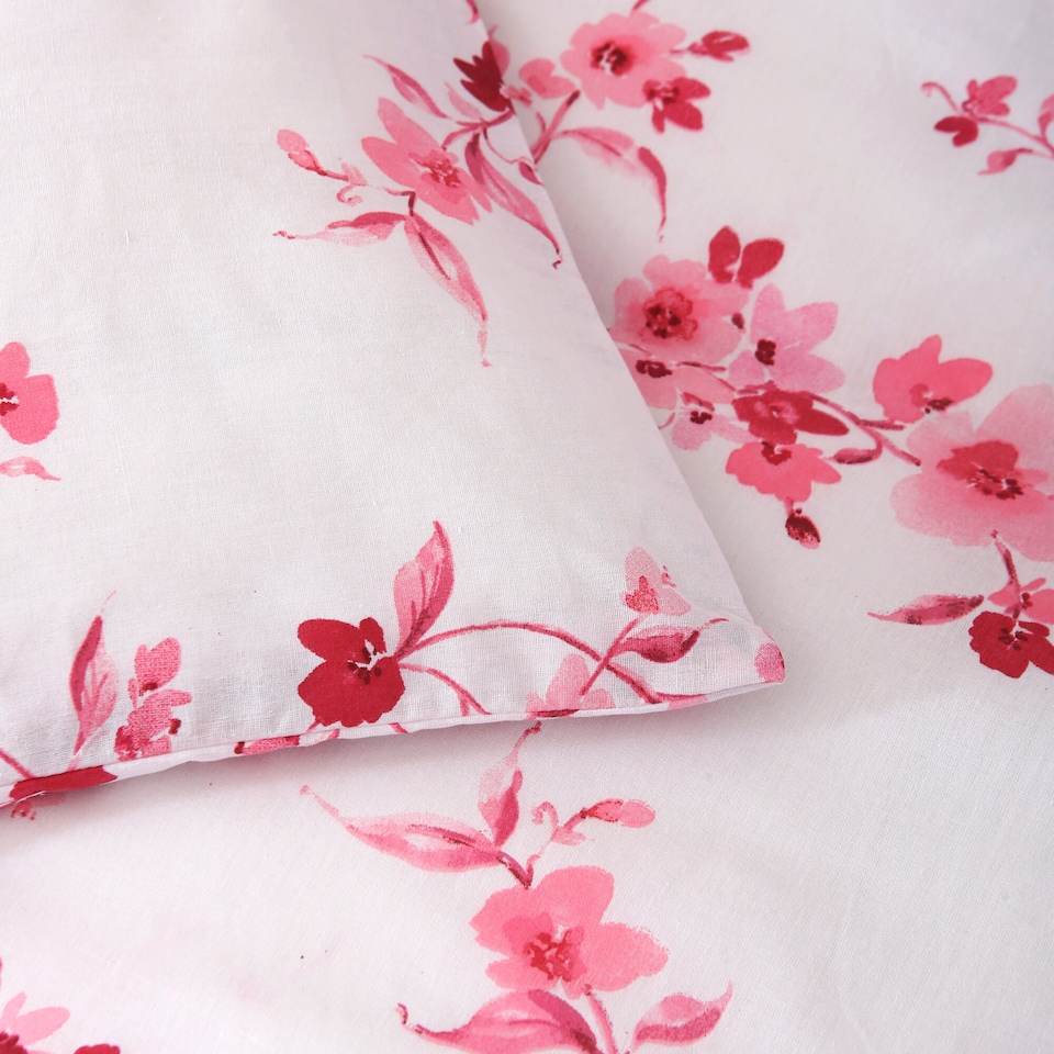 image 1 of Sakura Blossom Soft Easy Care Bed Linen Bedding Duvet Cover Quilt Set With Pillow Cases | Pink | Double