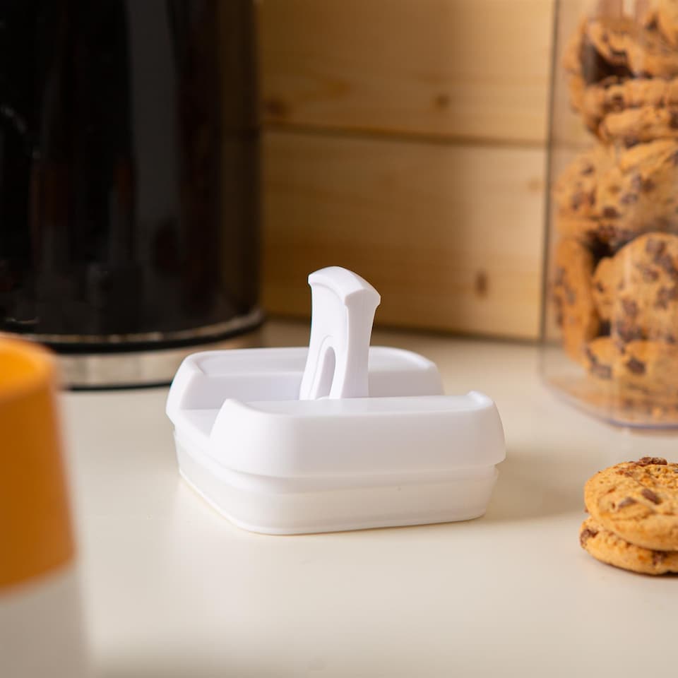 image 1 of Argon Tableware 3x Food Storage Containers - 1.9 Litre - White Airtight Plastic Storage Pantry Food Organiser with Flip Lock Lid