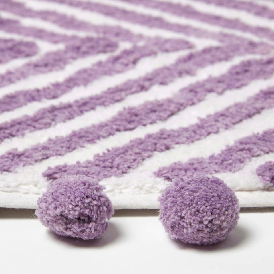 image 1 of Homescapes Lilac Cotton Bath Mat Tufted Zig Zag with Pom Pom Edges - 50 x 80 cm Purple