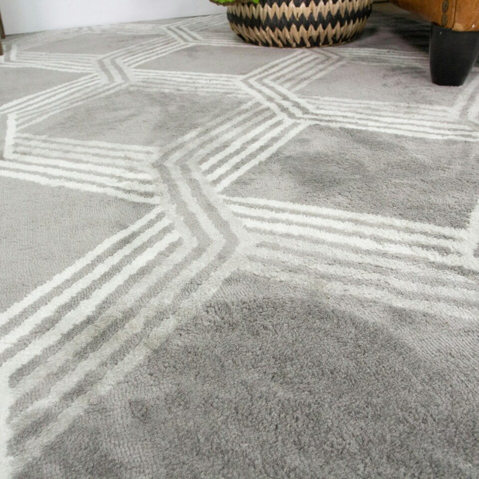 image 1 of KUKOON Silver Grey Modern Geometric Living Area Rug 80cm x 150cm Grey
