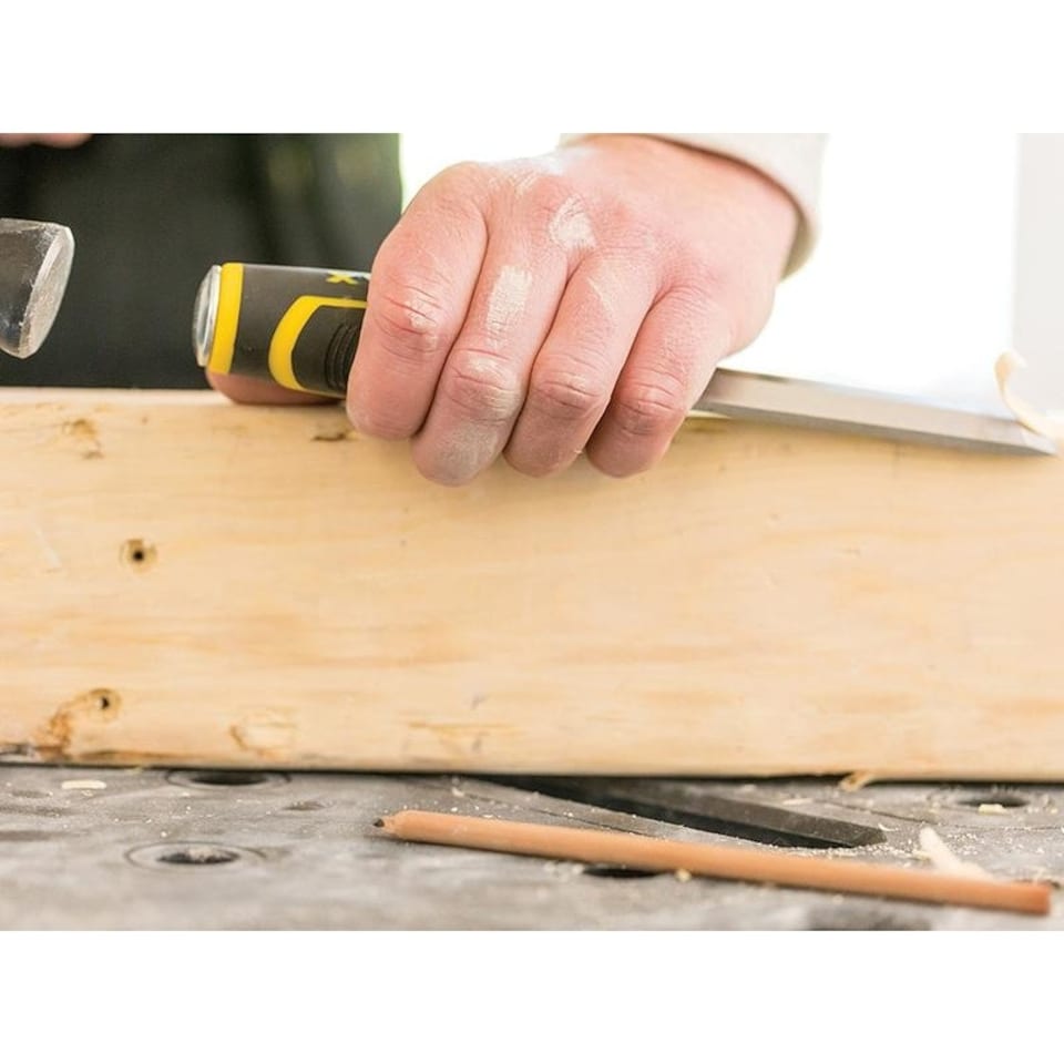 image 1 of Stanley Hand Tools Fatmax Wrecking Knife 25mm - Multi Colour - One Size