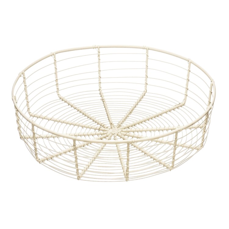 Interiors By Premier Chic Cream Wire Bread Basket, Rustic Design Wire Bread Basket For Dining Table, Durable Round Wire Basket