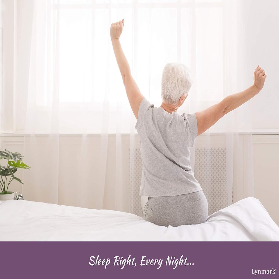 image 1 of Lynmark 4x Washable Incontinence Bed Pads Without Tucks, Absorbs Up to 1200ml, 90x85cm | White | 4 pack | 4