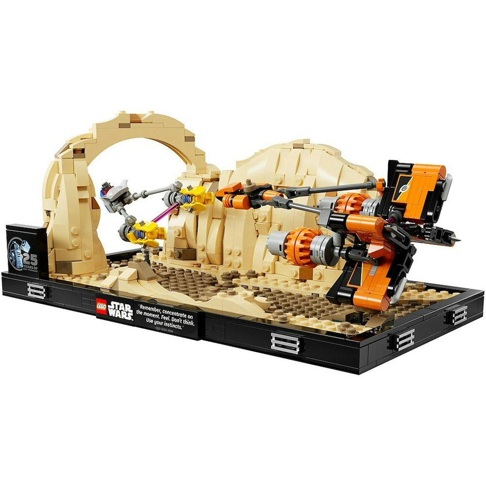 image 1 of LEGO Star Wars Mos Espa Podrace