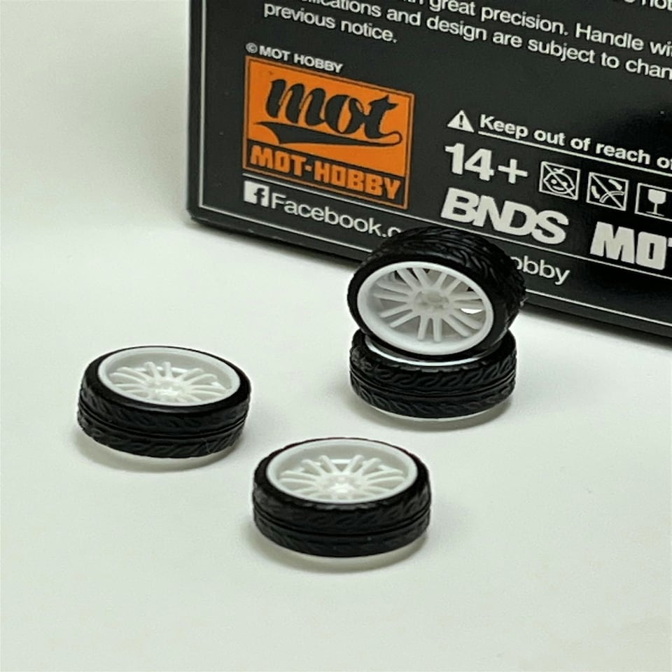 image 1 of BNDS Custom Wheel Parts Wheel and Tyre Set White 1:64 MOT Hobby BC26406WH