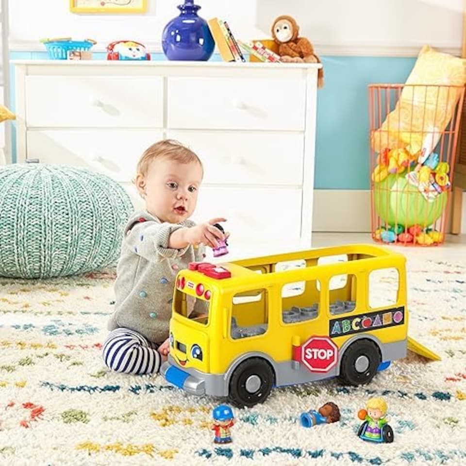 image 1 of Fisher Price Little People Big Yellow School Bus Musical Pull Toy