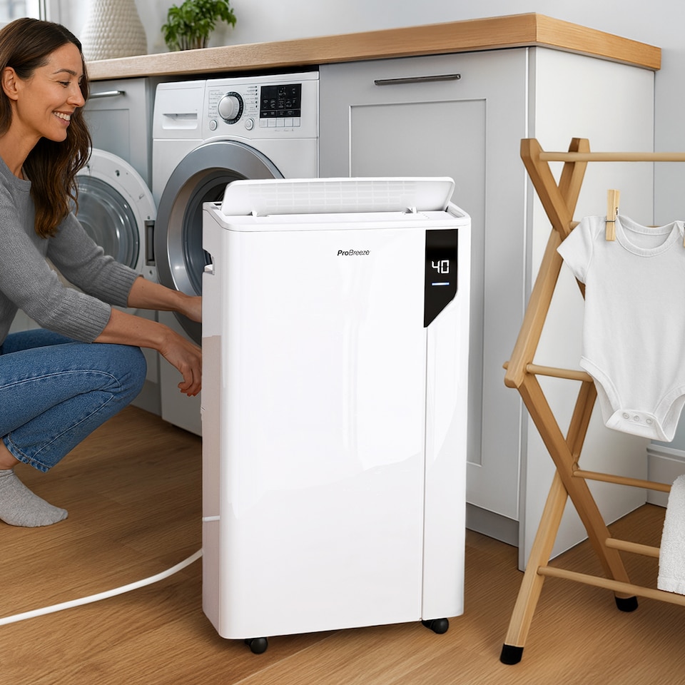 image 1 of Pro Breeze 25L Compressor dehumidifier with WIFI / White