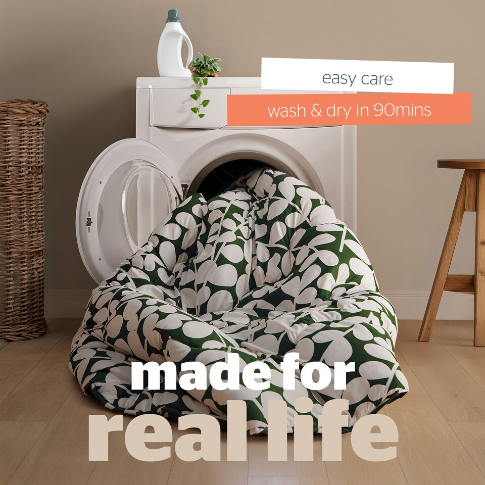 image 1 of Silentnight Coverless 10.5 Tog Duvet and Pillowcase Set, Leaf Print Green | Double