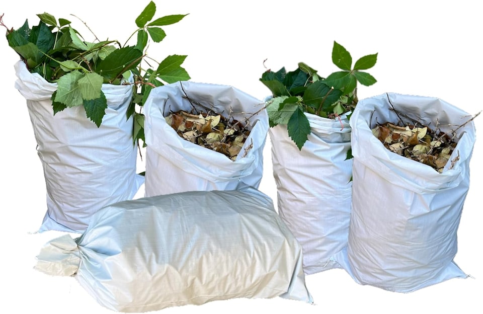 image 1 of S&d, Rubble bag Sacks waste bag sand bag garden waste bags heavy duty  (10 Bags X-Large (60x100cm)