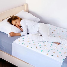 Toddler Potty Training Bed Pad with Tucks - Non-Slip 90 x 85cm White | Explorer | Single