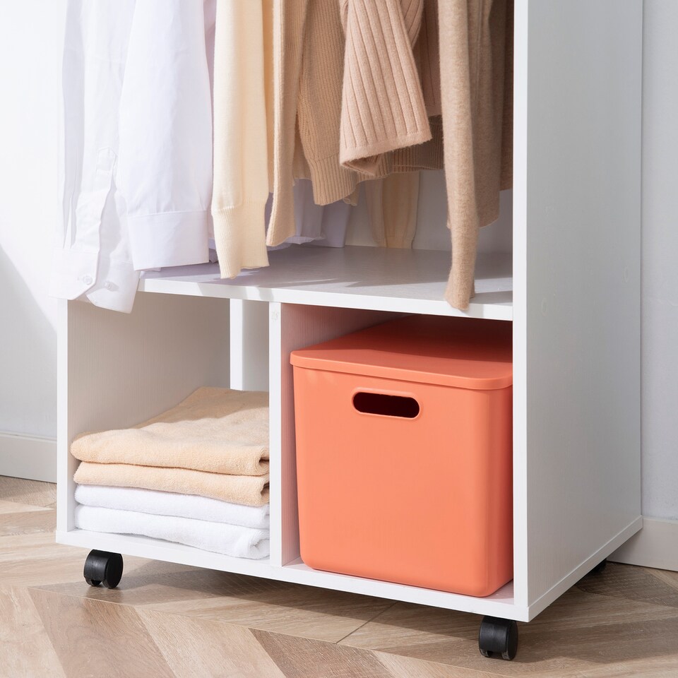 image 1 of HOMCOM Open Wardrobe on Wheels, Bedroom Wardrobe with Clothes Hanging Rail, 2 Storage Shelves, Mobile Garment Rack for Cloakroom, Hallway, White