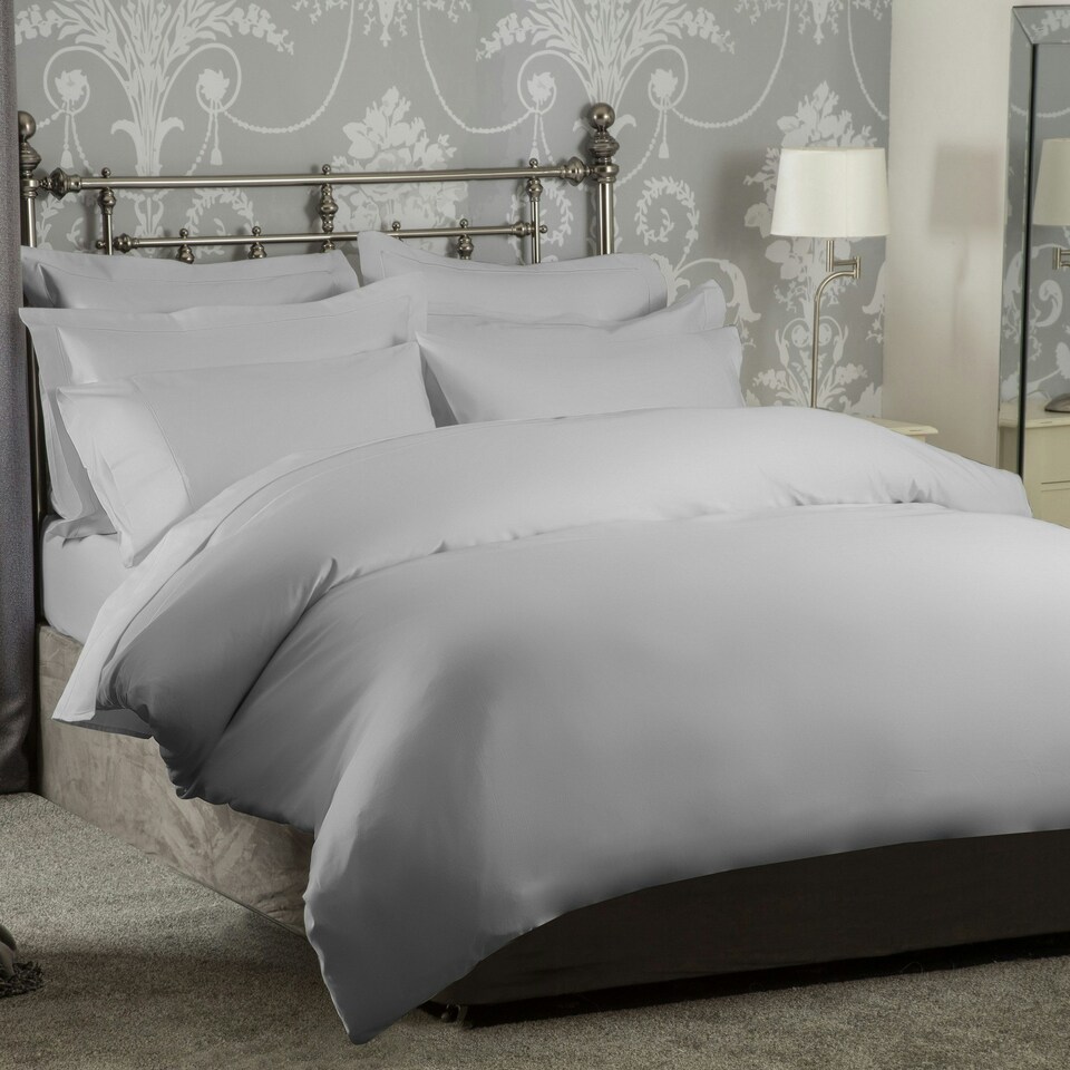 Belledorm Ultimate 1200 Thread Count Duvet Cover - Platinum - Double