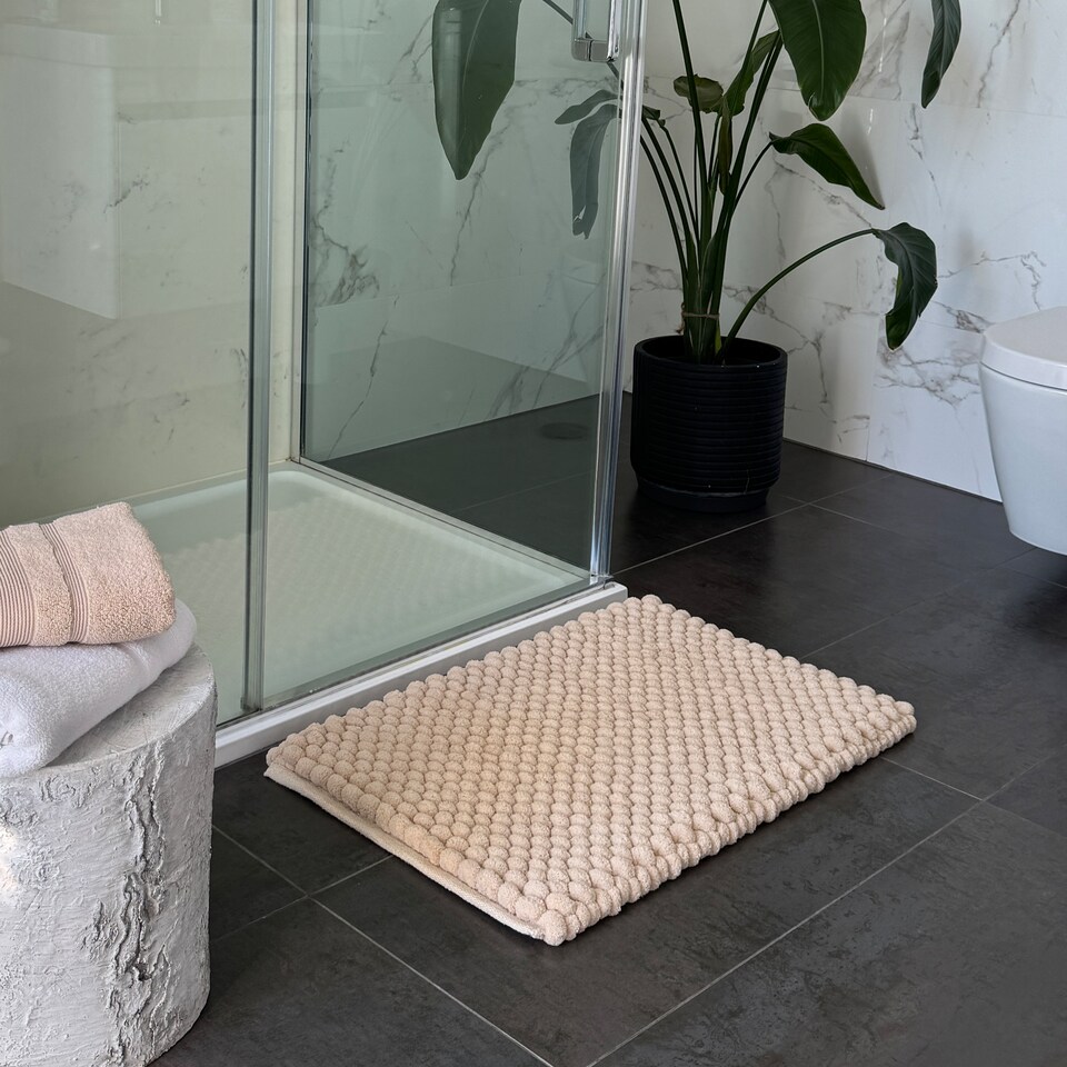 image 1 of Bobbi Giant Bobble Bath Mat