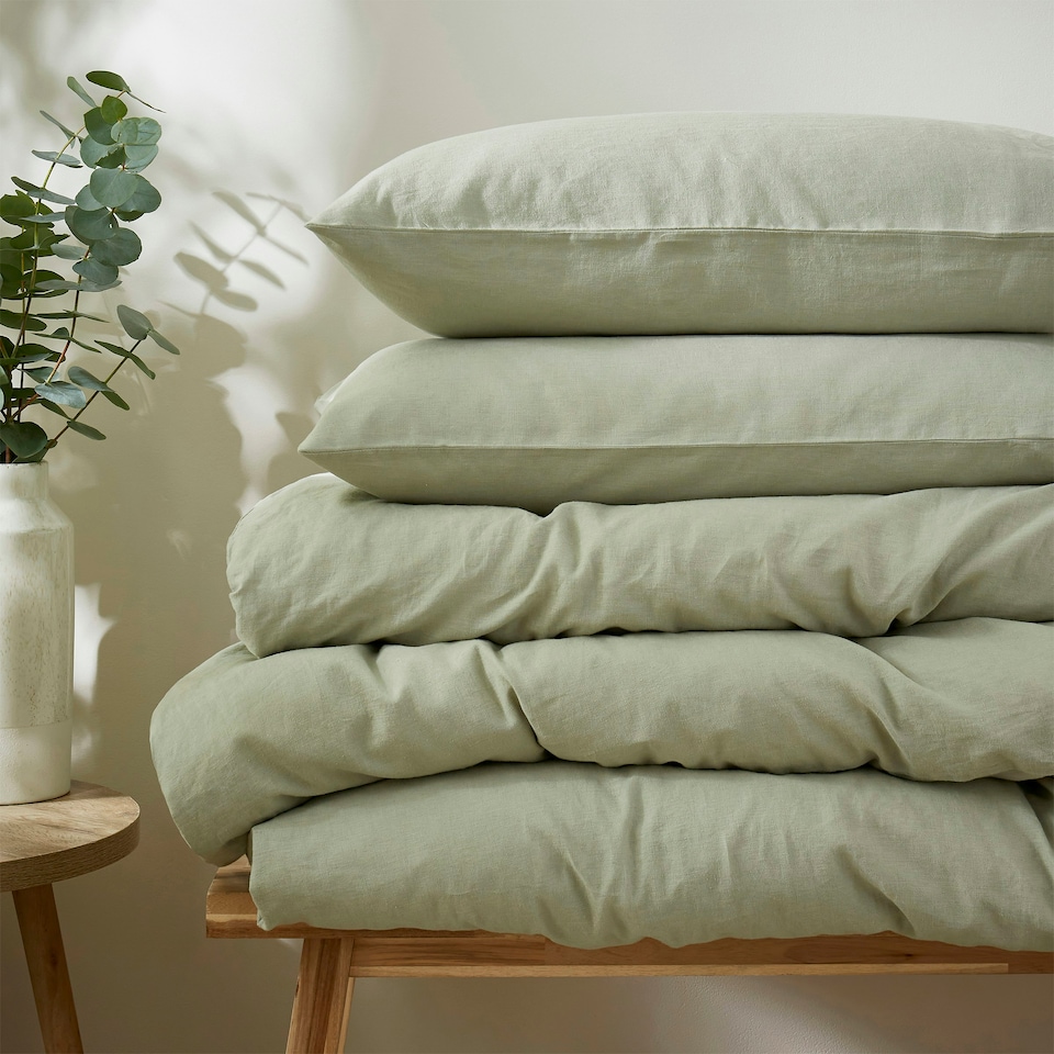 image 1 of Touch Of Linen - Pistachio Green- Duvet Cover Set (Includes 2 Pillowcases - 1 For Single) Green | Pistachio Green | Single