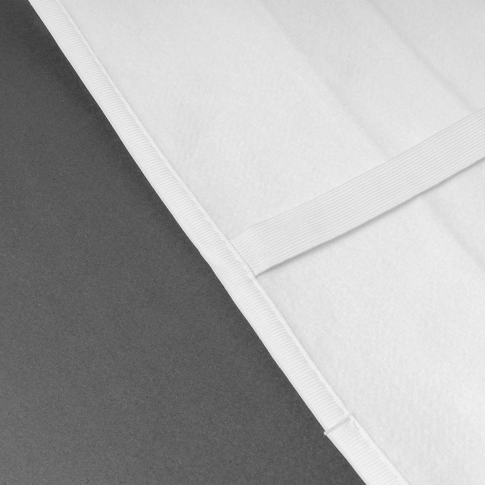image 1 of Daewoo Slumber Double Electric Heated Underblanket Polyester 135 x 120cm White