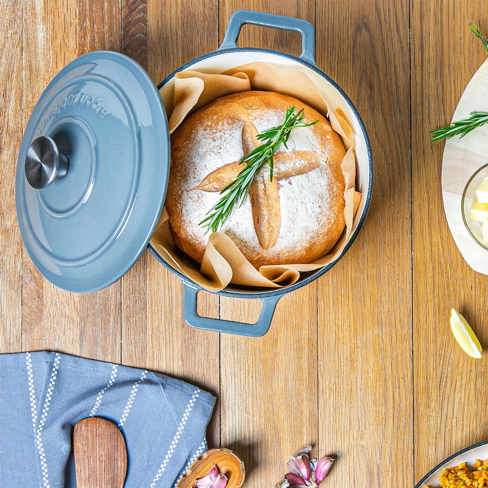 image 1 of Argon Tableware Cast Iron Casserole Dish - Enameled Dutch Oven - Self-Basting Lid - Hob to Oven - 4.5 Litre - Slate Grey | Grey | Slate Grey