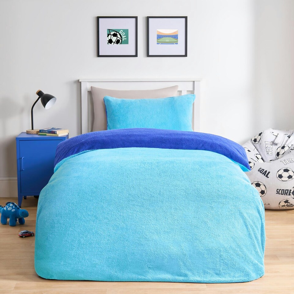 image 1 of OHS Luxury Teddy Fleece Reversible Duvet Cover and Pillowcase Bedding Set Multi | Black/Natural | King