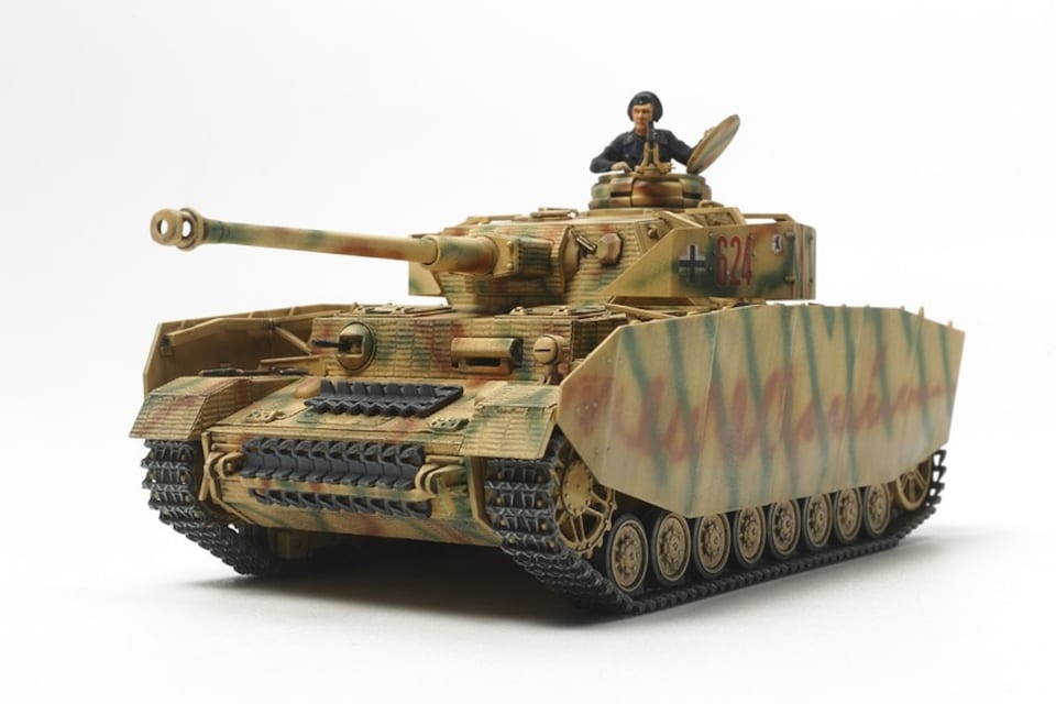 Tamiya German Panzerkampfwagen IV Ausf.H Late (1:48 Scale)