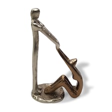 Silver and Gold Aluminium Helping Hands Sculpture - Abstract Figurine for Home Accessories - Symbolic Decorative Ornament - 25cm